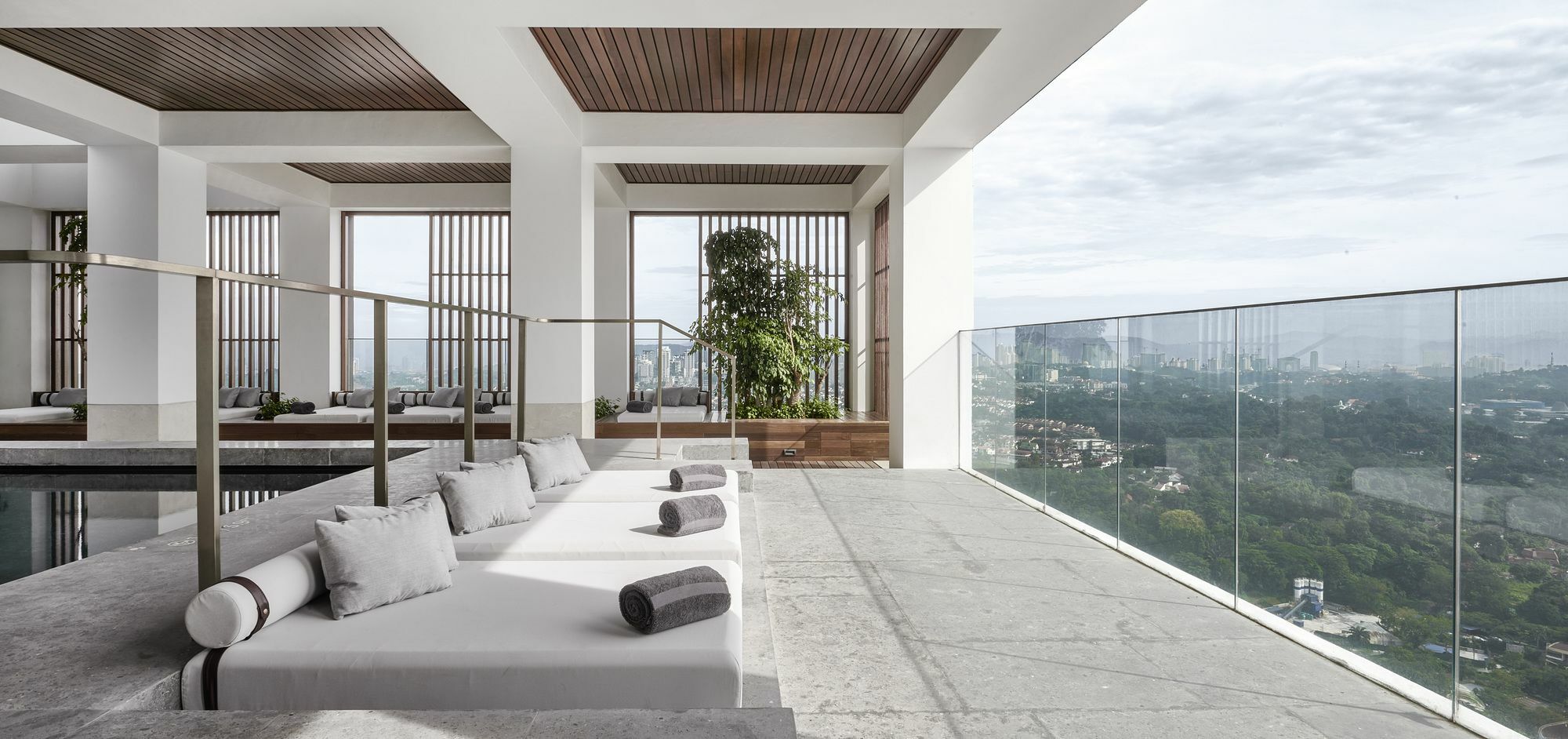 อลิลา บังซาร์ กัวลาลัมเปอร์ Hotel ภายนอก รูปภาพ The Sky Garden